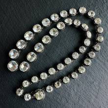 Load image into Gallery viewer, Paste Rivière