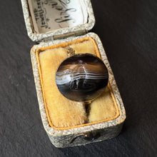 Load image into Gallery viewer, Agate Intaglio Ring