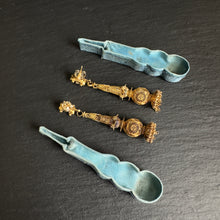 Load image into Gallery viewer, Ornate Gold Earrings