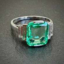 Load image into Gallery viewer, Art Deco Emerald & Diamond Ring