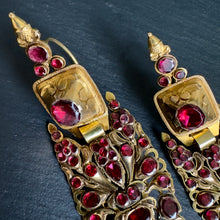 Load image into Gallery viewer, Iberian Garnet Earrings