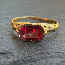 Load image into Gallery viewer, Foiled Topaz Ring