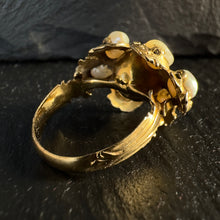 Load image into Gallery viewer, Italian Pearl Ring