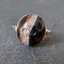 Load image into Gallery viewer, Agate Intaglio Ring