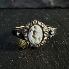 Load image into Gallery viewer, Cameo Diamond Ring