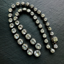 Load image into Gallery viewer, Paste Rivière