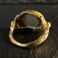 Load image into Gallery viewer, Cameo Ring