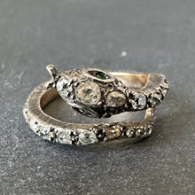 Load image into Gallery viewer, Diamond Snake Ring