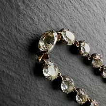 Load image into Gallery viewer, Oval Rock Crystal Rivière