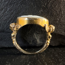 Load image into Gallery viewer, Cameo Ring