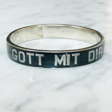 Load image into Gallery viewer, Souvenir Bracelet