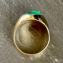 Load image into Gallery viewer, Colombian Emerald Signet Ring