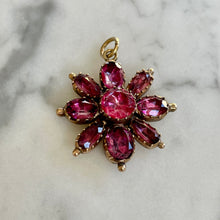Load image into Gallery viewer, Rock Crystal Flower Pendant