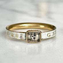 Load image into Gallery viewer, Crystal Skull Memento Mori Ring