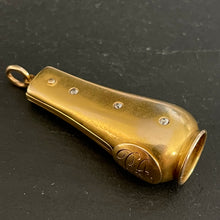 Load image into Gallery viewer, Diamond Cigar Cutter