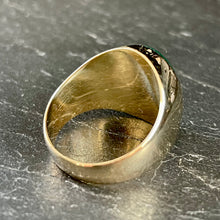 Load image into Gallery viewer, Colombian Emerald Signet Ring