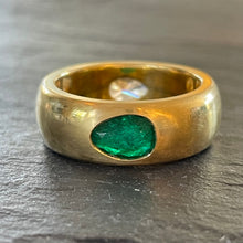 Load image into Gallery viewer, Bespoke Emerald & Diamond *Gemini* Ring