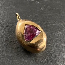 Load image into Gallery viewer, 20k Gold Sapphire Pendant 10