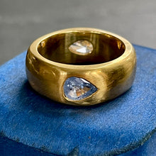 Load image into Gallery viewer, Bespoke Sapphire & Diamond *Gemini* Ring