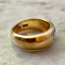 Load image into Gallery viewer, Bespoke Antique Sapphire Ring