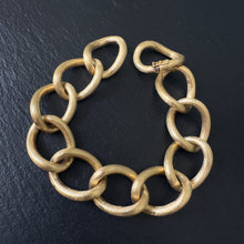 Load image into Gallery viewer, Retro Open Link Bracelet
