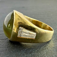Load image into Gallery viewer, Cats Eye Chrysoberyl Ring
