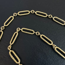 Load image into Gallery viewer, Vintage 18k Gold Chain
