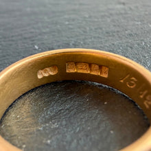Load image into Gallery viewer, ROCKS Bespoke Small Emerald Ring
