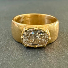 Load image into Gallery viewer, ROCKS Bespoke ~ OMC Diamond Ring
