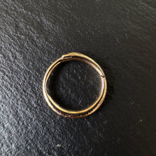 Load image into Gallery viewer, 15-18k Gold Ouroboros Split Ring 7
