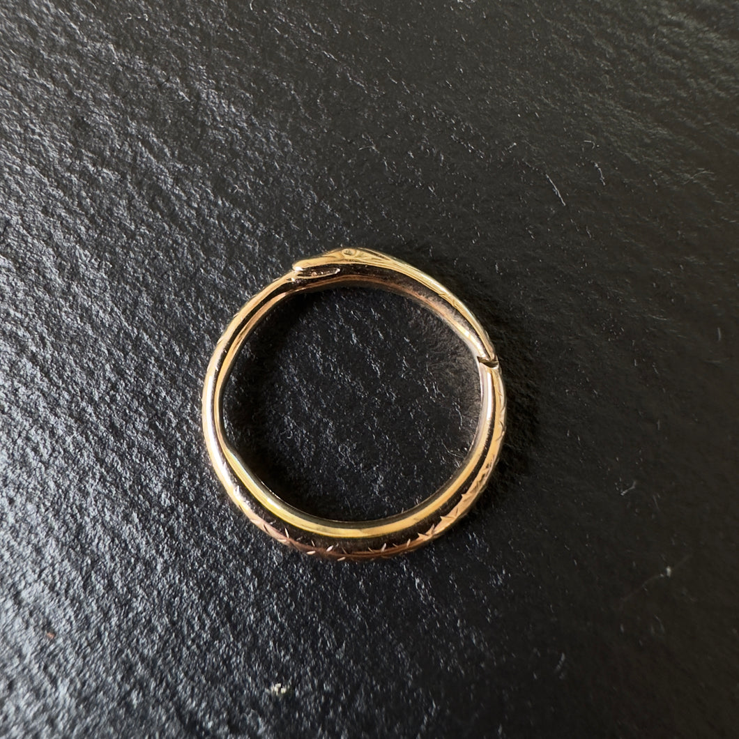15-18k Gold Ouroboros Split Ring 7