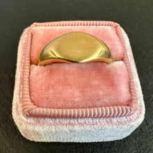 Load image into Gallery viewer, 18k Gold Antique Oblong Signet Ring

