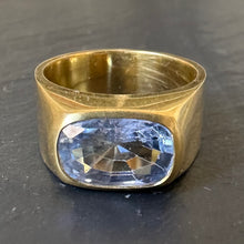Load image into Gallery viewer, Bespoke Antique Sapphire Ring
