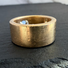 Load image into Gallery viewer, ROCKS Bespoke 1.18ct OMC Diamond Ring
