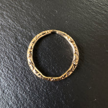 Load image into Gallery viewer, 15k Gold Split Ring 1
