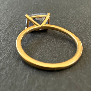 APOR Bespoke ~ Antique Sapphire Ring