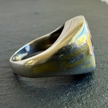 Load image into Gallery viewer, Ceylon Sapphire Intaglio Ring
