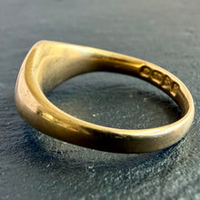Load image into Gallery viewer, 18k Gold Antique Oblong Signet Ring
