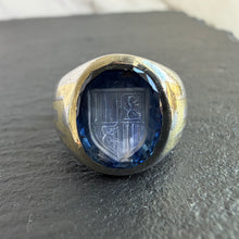 Load image into Gallery viewer, Ceylon Sapphire Intaglio Ring
