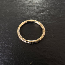 Load image into Gallery viewer, 14k Gold Split Ring 6
