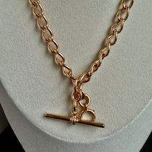 Load image into Gallery viewer, 15k Gold Heavy Wide Curb Link Chain
