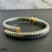 Load image into Gallery viewer, Bvlgari Tubogas Hearts Bangle
