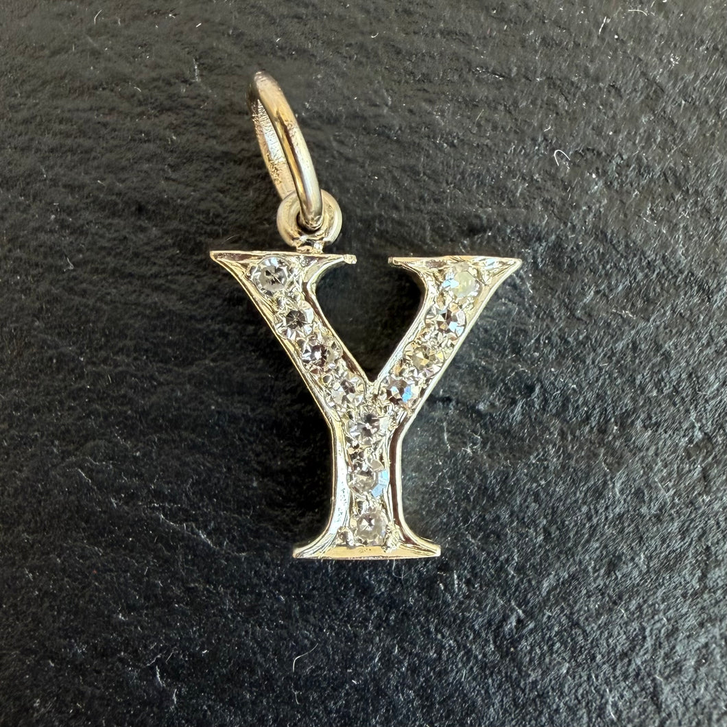 “Y” Charm