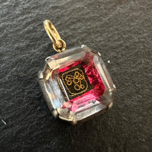 Load image into Gallery viewer, Stuart Crystal Pendant
