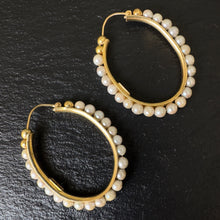 Load image into Gallery viewer, Italian Pearl Earrings
