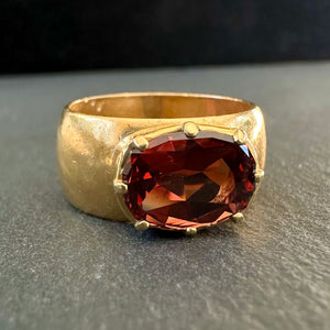 APOR Bespoke ~
“Top Notch Faceting” Garnet Ring