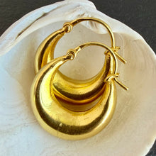 Load image into Gallery viewer, 22k Gold Hoop Earrings
