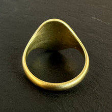 Load image into Gallery viewer, 18k Gold Signet Ring
