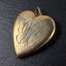 Load image into Gallery viewer, Heart &amp; Wings Locket
