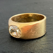 Load image into Gallery viewer, ROCKS Bespoke 1.01ct Diamond Ring
